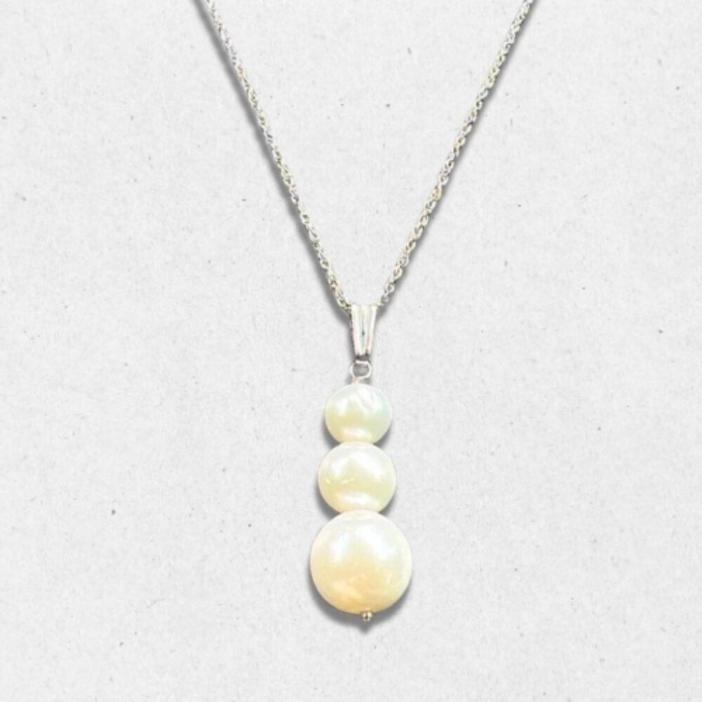 Helzberg Diamonds 925 Sterling Silver Pendant Triple Genuine Pearls White W OS